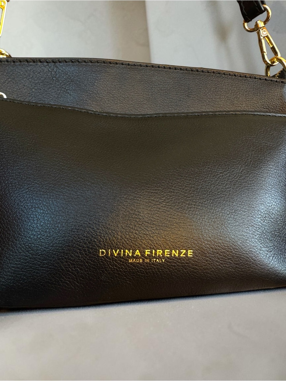 Divina Firenze Lilla Triple-Zip Black Italian Pebbled Leather Shoulder Bag. - Picture 9 of 14